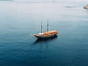 Angelica_Komodo-Liveaboard-Phinisi_Boat_07