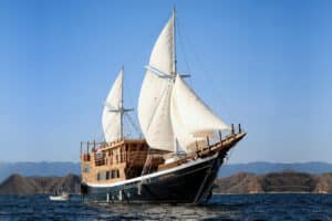 Cordelia-Phinisi_Komodo-Liveaboard-Phinisi_Boat_01