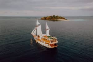 Gandiva_Komodo-Liveaboard-Phinisi_Boat_08