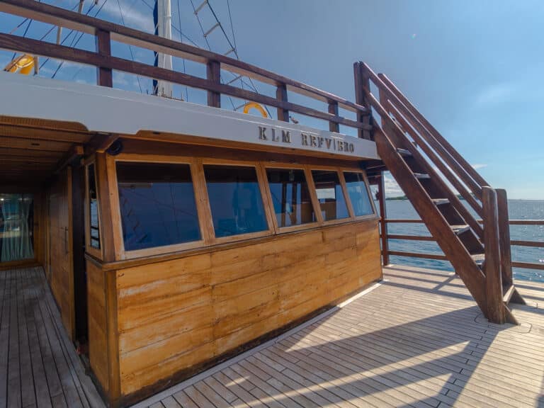 Refviero_Komodo-Liveaboard-Phinisi_Boat