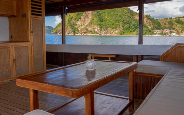 Refviero_Komodo-Liveaboard-Phinisi_Boat