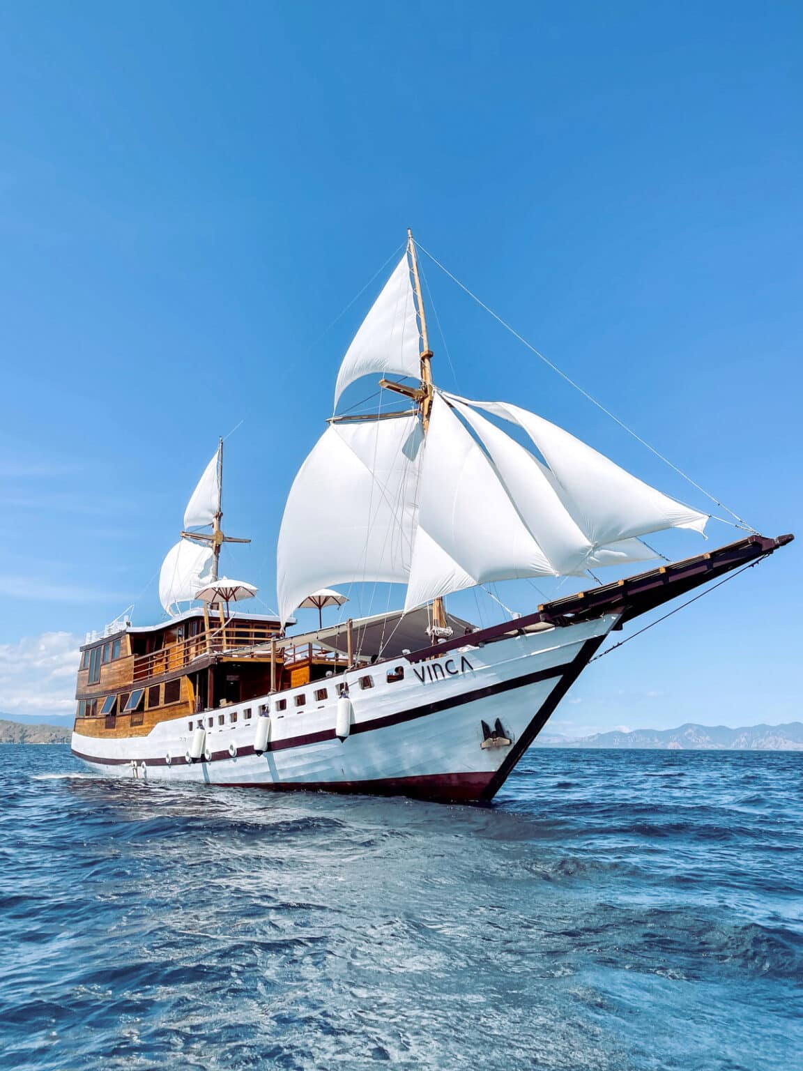 Vinca Voyages Komodo Liveaboard Phinisi Boat 18