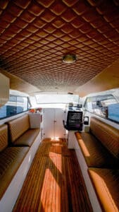 Ocean-Queen-Manta_Speedboat-Komodo_Interior_02