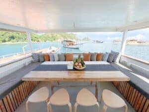 Zendaya-Phinisi_Komodo-Liveaboard-Phinisi_3