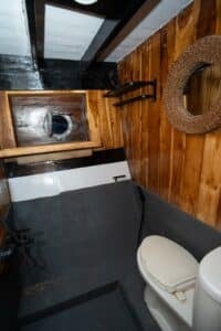 ANDALUCIA_Komodo-Liveaboard-Phinisi_Cabin-3_03