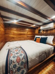 CARNABY-II_Komodo-Liveaboard-Phinisi_8