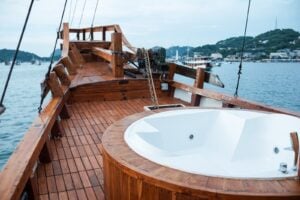 Carnaby-Liveaboard_Komodo-Liveaboard-Phinisi_4