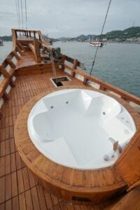Carnaby-Liveaboard_Komodo-Liveaboard-Phinisi_4