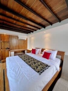 Panrita-Liveaboard_Komodo-Liveaboard-Phinisi_4